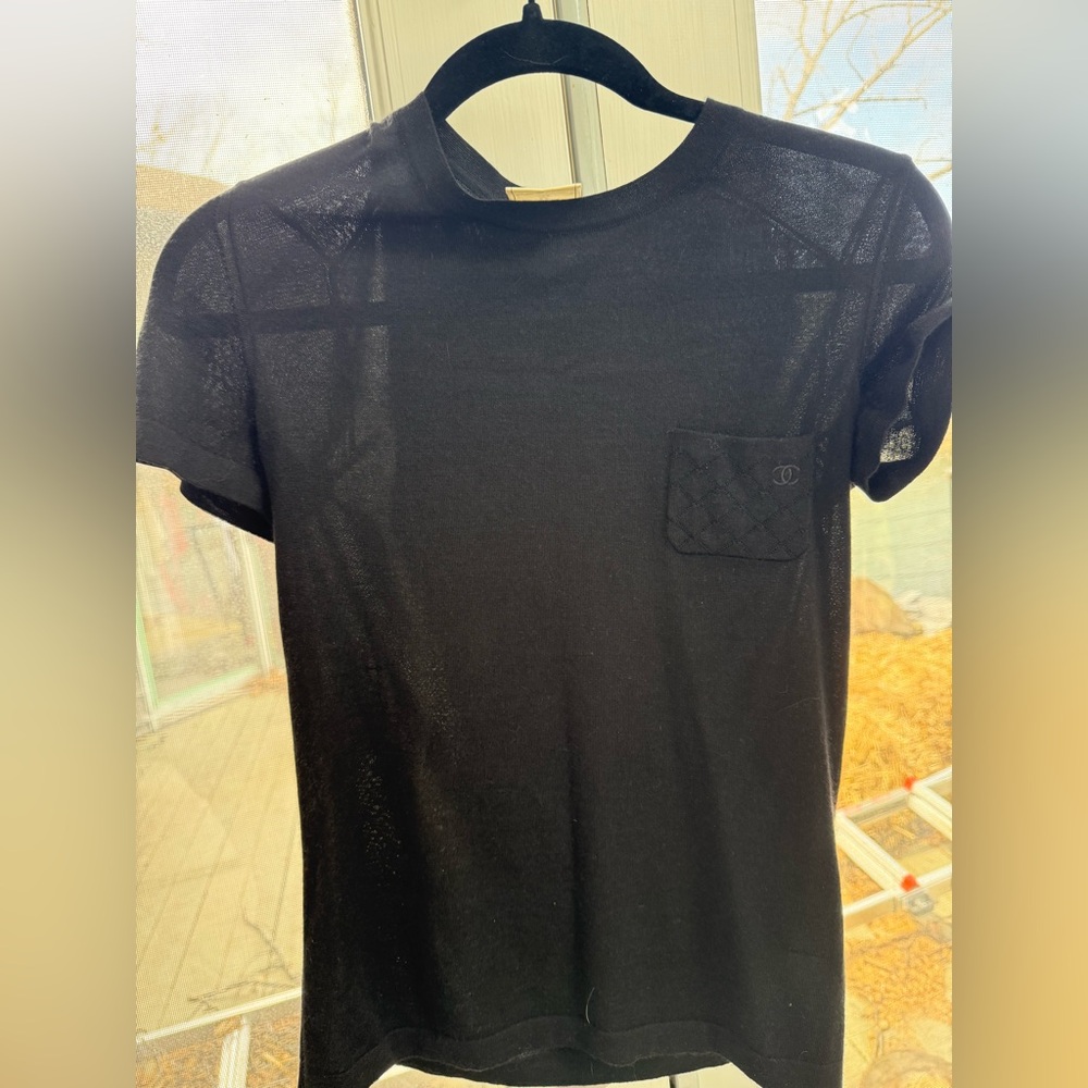 Black T-Shirt silk and cashmere from Chanel. Has a cute pocket with cc, size 38